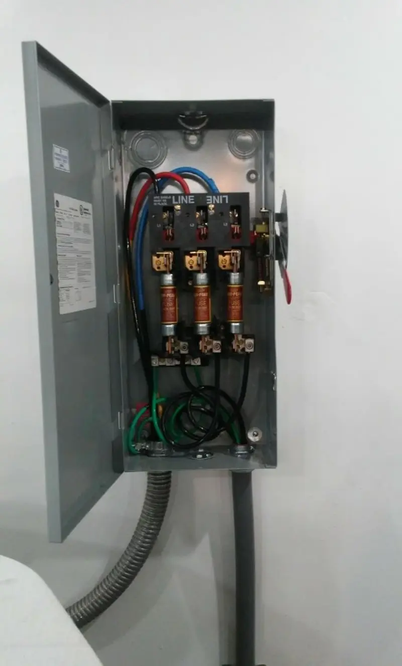 Three-phase disconnect switch installed for Smoke Detector Installation in Old Bridge
